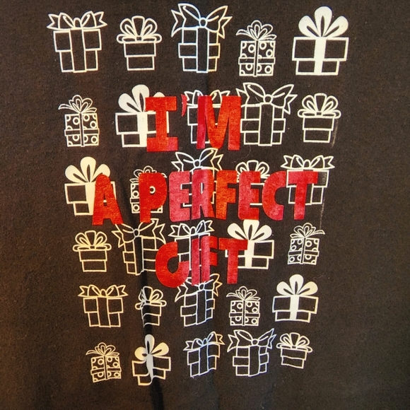 Black Christmas 🎄 T-shirt size XL 16/18 - Picture 2 of 4